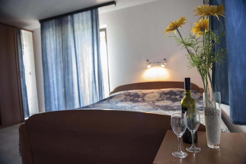 Paradis Apartament *